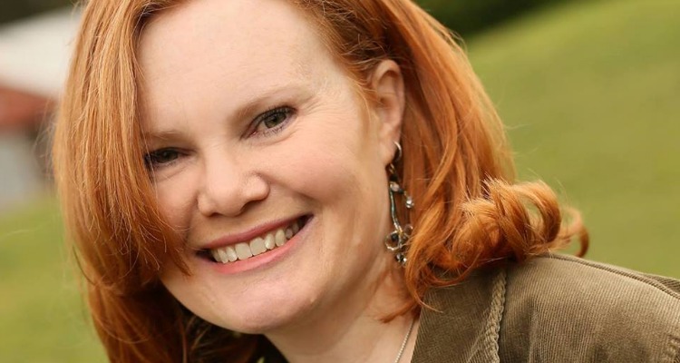 Carolyn-Miller-750x400